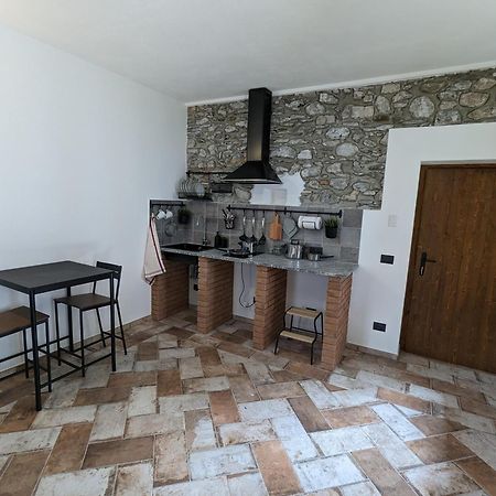 Antica Osteria Apartments Dongo Δωμάτιο φωτογραφία